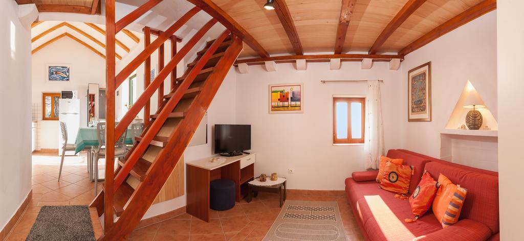 Holiday Home Vineyard House Bol Exteriér fotografie